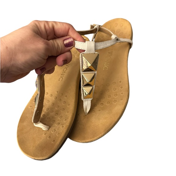 Vionic White T-Strap Embellished Orthopedic Comfort Sandals, SZ 9- Arch Support - Picture 6 of 9